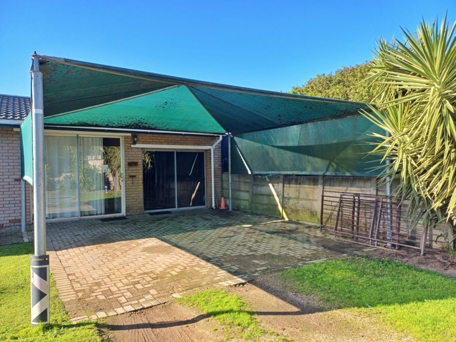 3 Bedroom Property for Sale in Riverside Western Cape